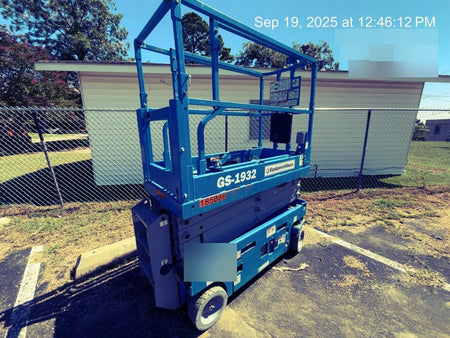 2021 GENIE GS-1932