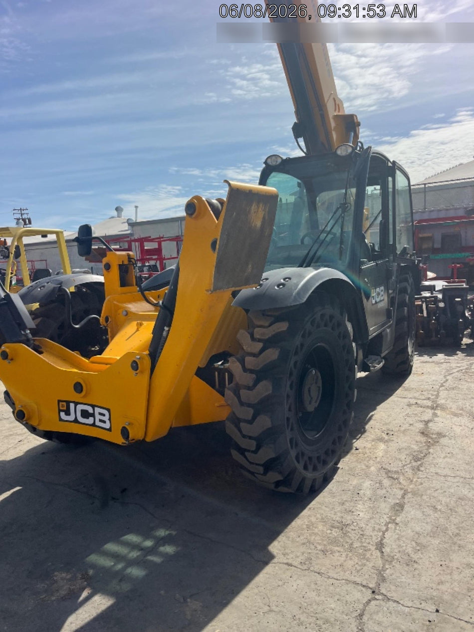 2025 JCB 510-56