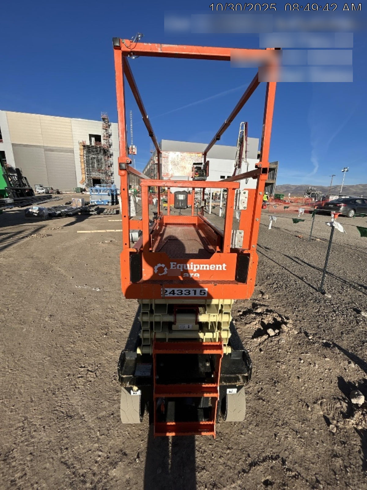 2022 JLG ES2632