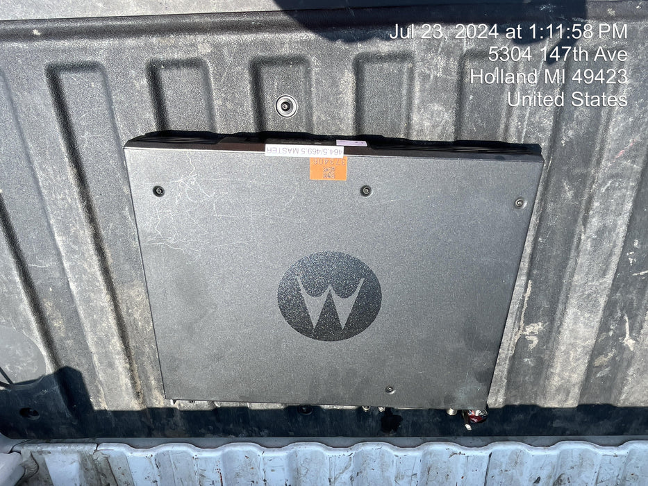 2023 MOTOROLA SLR 5700 (UHF)