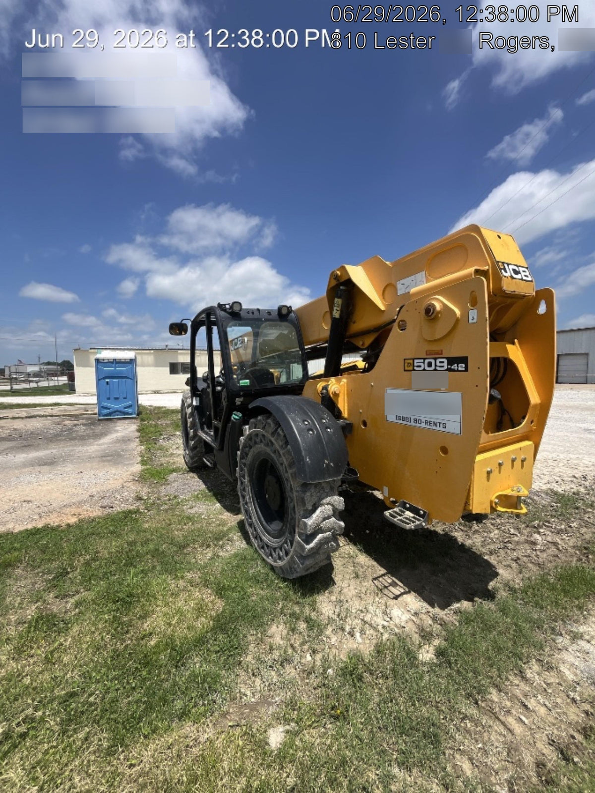 2019 JCB 509-42 74 HP w/Open ROPS, Beacon, Aux Hydraulics, LED Work lights, Solid Tires 66" Carriage/60" Forks