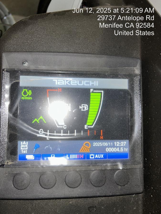 2025 TAKEUCHI TB235-2CR