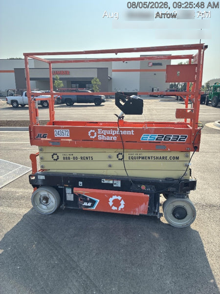2022 JLG ES2632