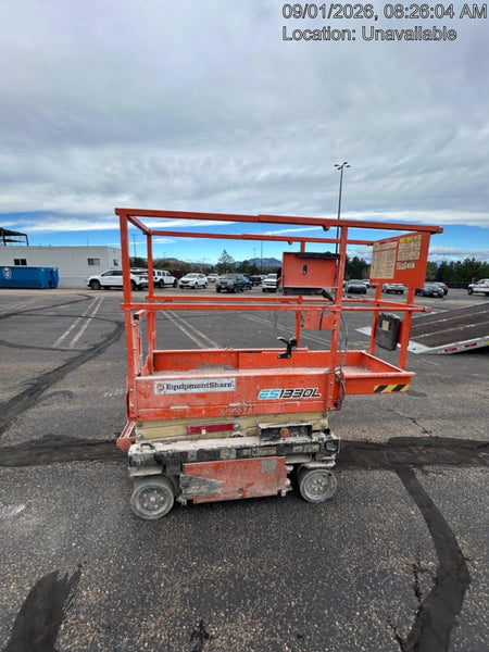2022 JLG ES1330L