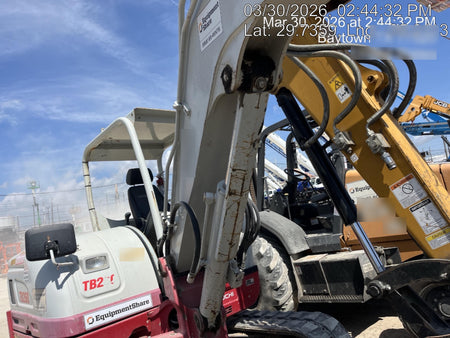 2019 Takeuchi TB260 Canopy, Standard Blade, Auxiliary hydraulics w/Manual QC, Hydraulic thumb, 12" ,18", 24" Bucket