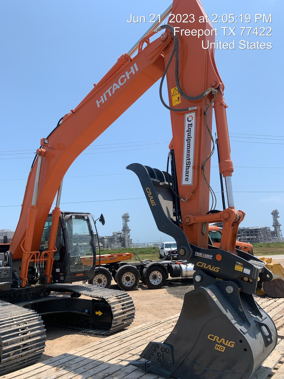 2023 HITACHI ZX300LC-6