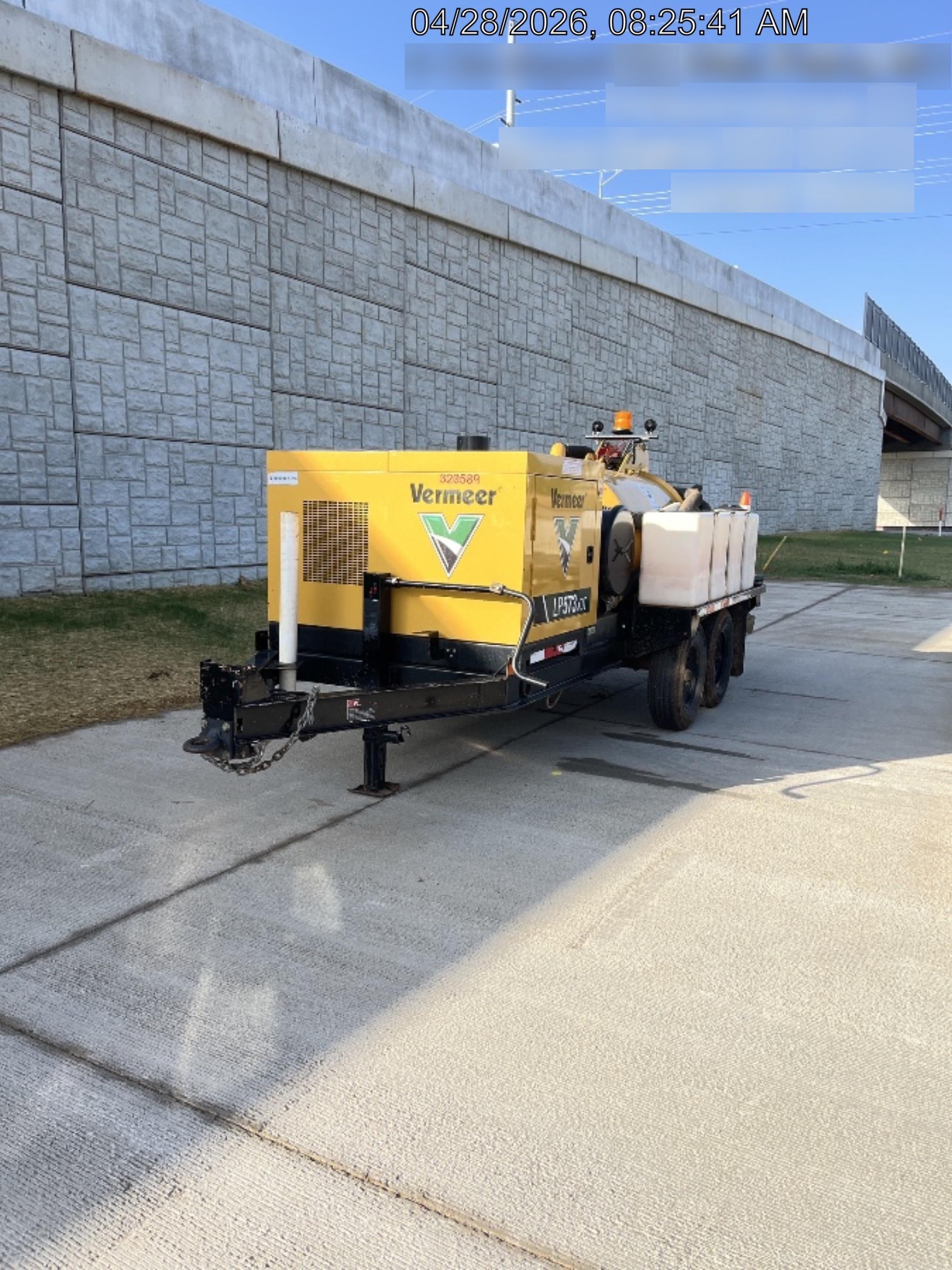 2023 VAC-TRON LP573XDT