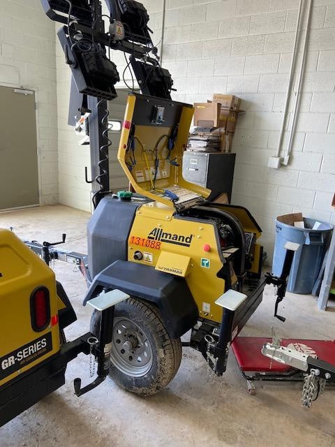 2021 Allmand NLV3GR (4) LED Light Fixture 350W, 23' Vertical Mast, 3kW Prime, Towable, Deep Sea L401, Leveling Jacks, Yanmar T4F 5.8hp