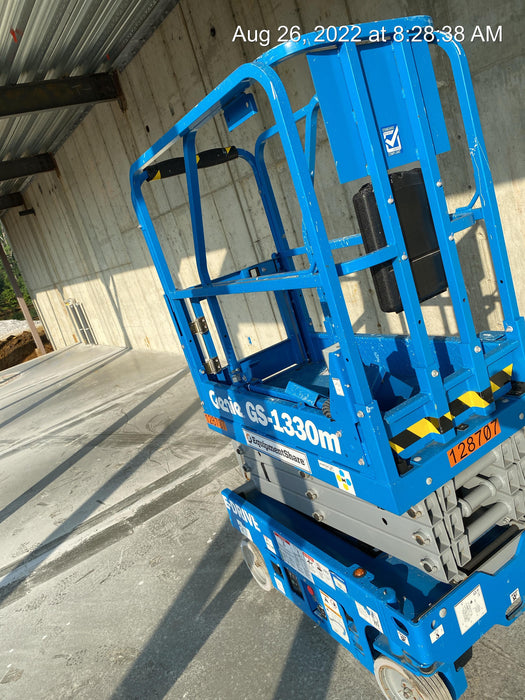 2021 GENIE GS-1330m
