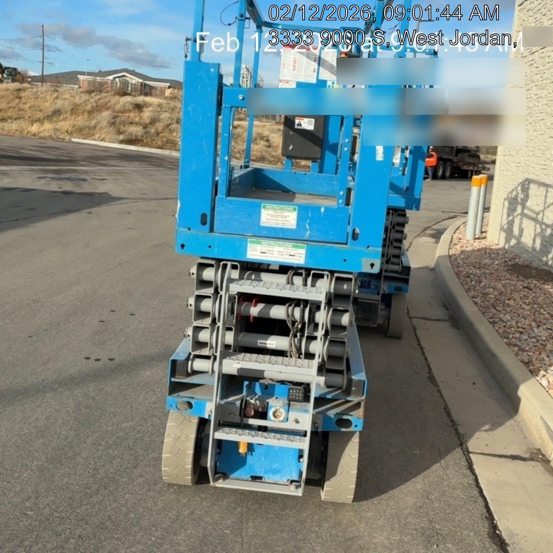 2023 GENIE GS-2632
