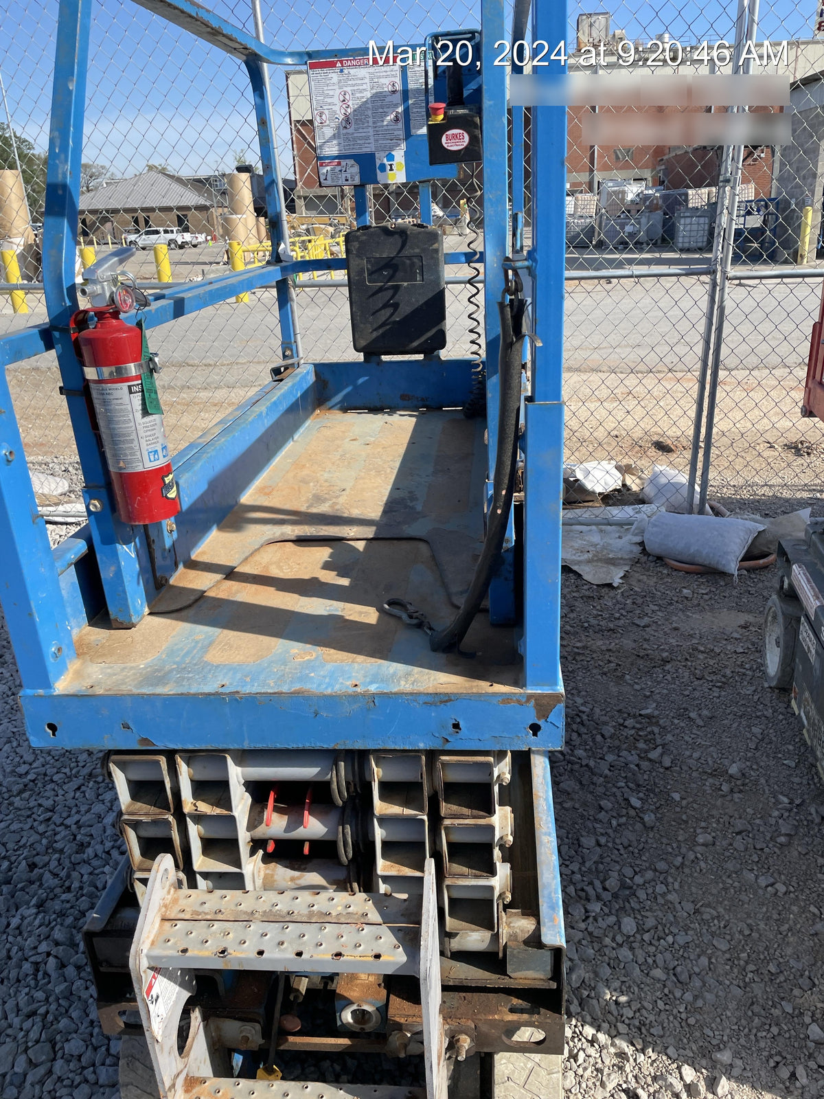 2019 Genie GS-1930 Fixed rails with chain Entry