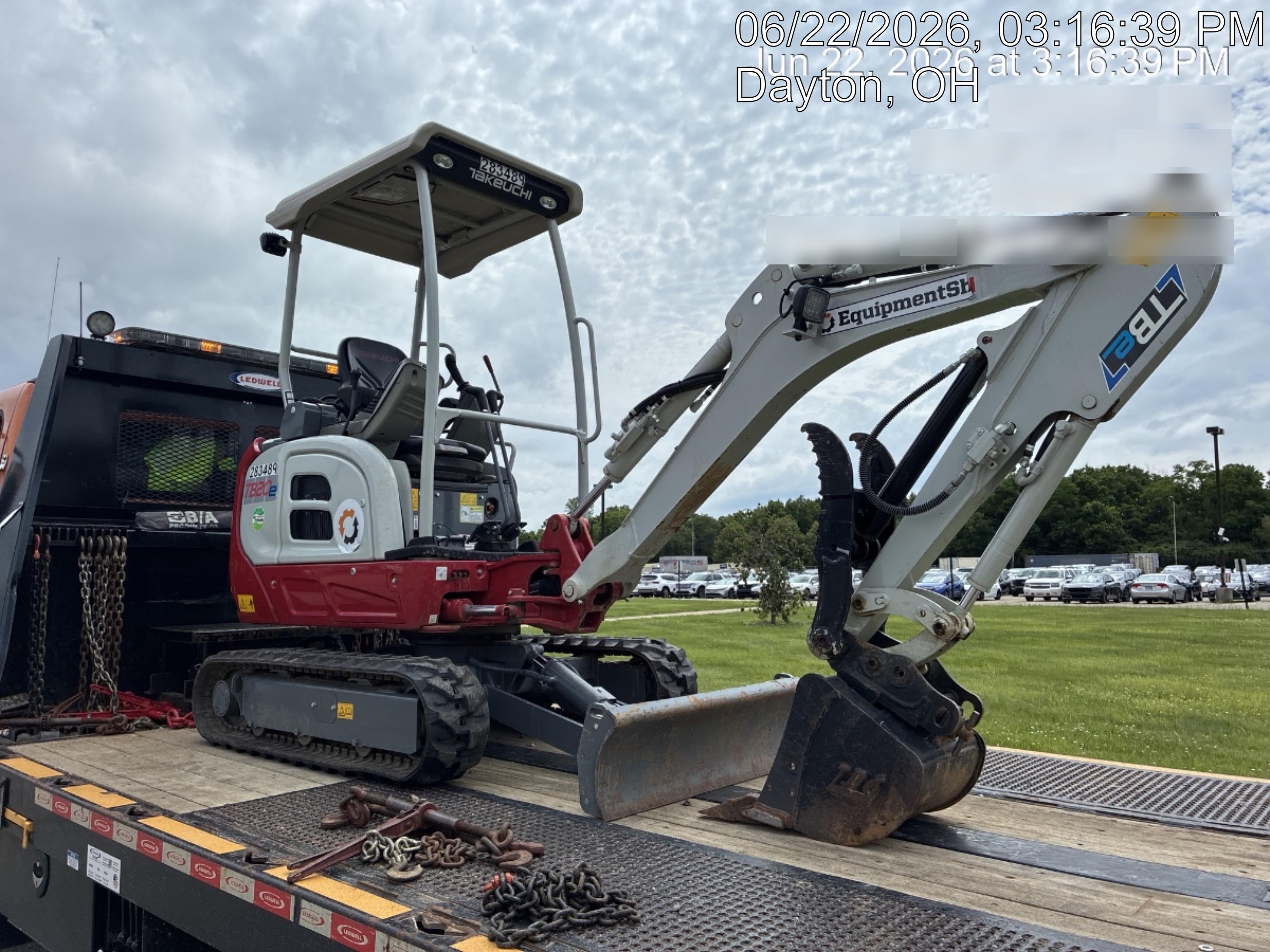 2022 TAKEUCHI TB20e