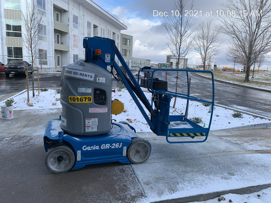 2020 GENIE GR-26J