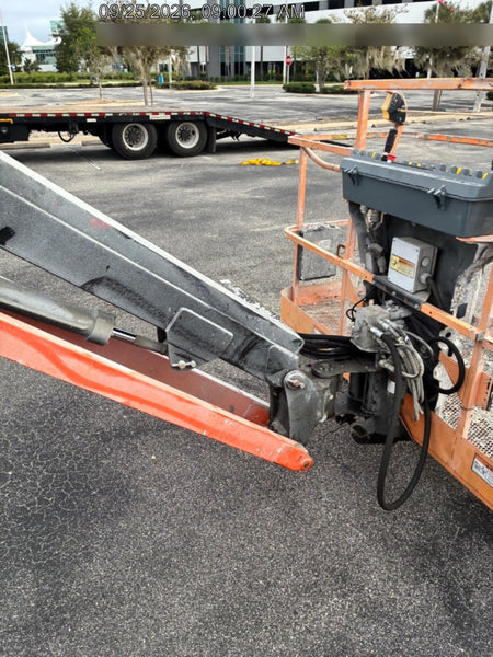 2021 JLG 660SJ