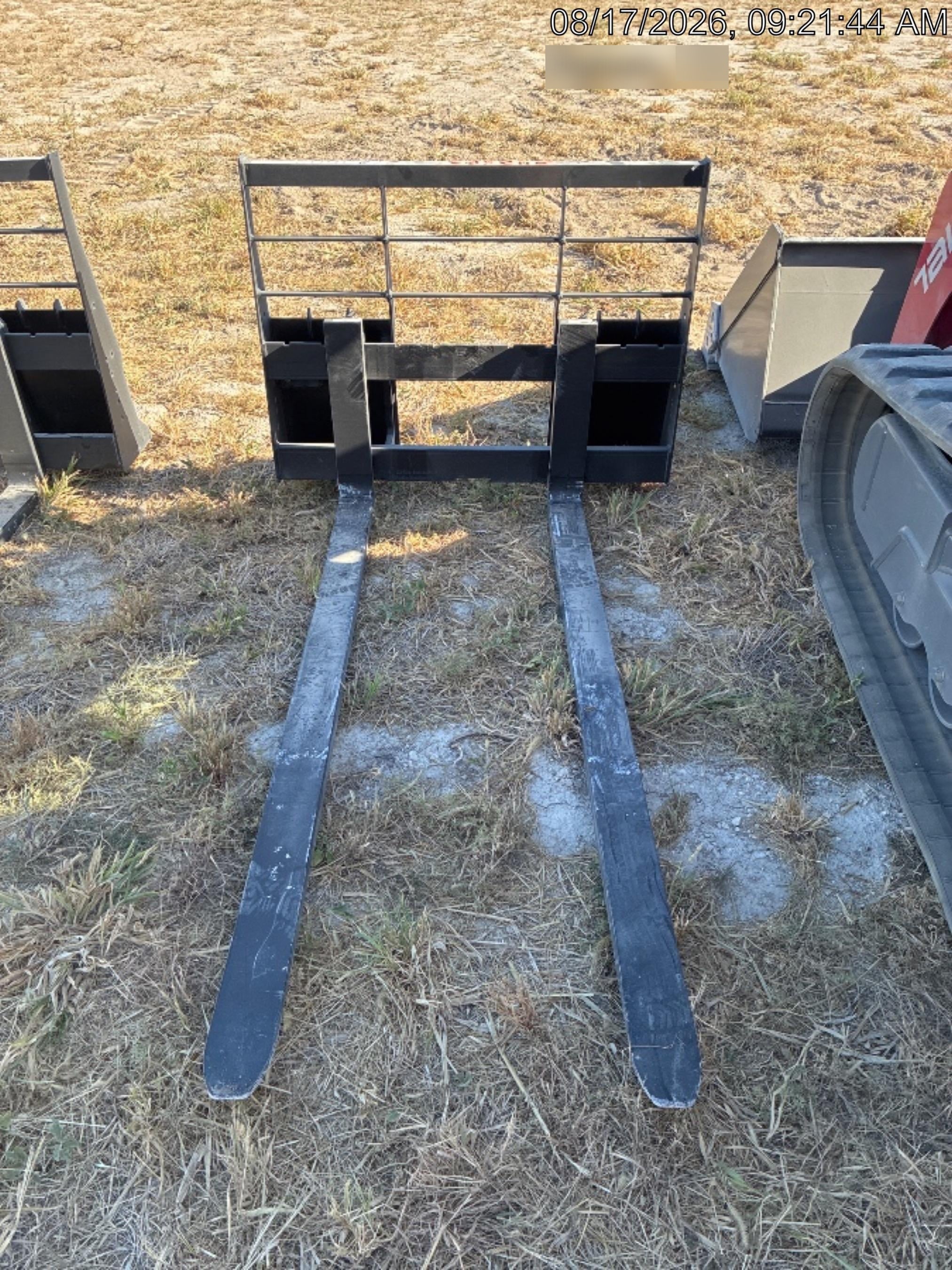 2026 ARROW MATERIAL HANDLING 72" Pallet Forks - Arrow
