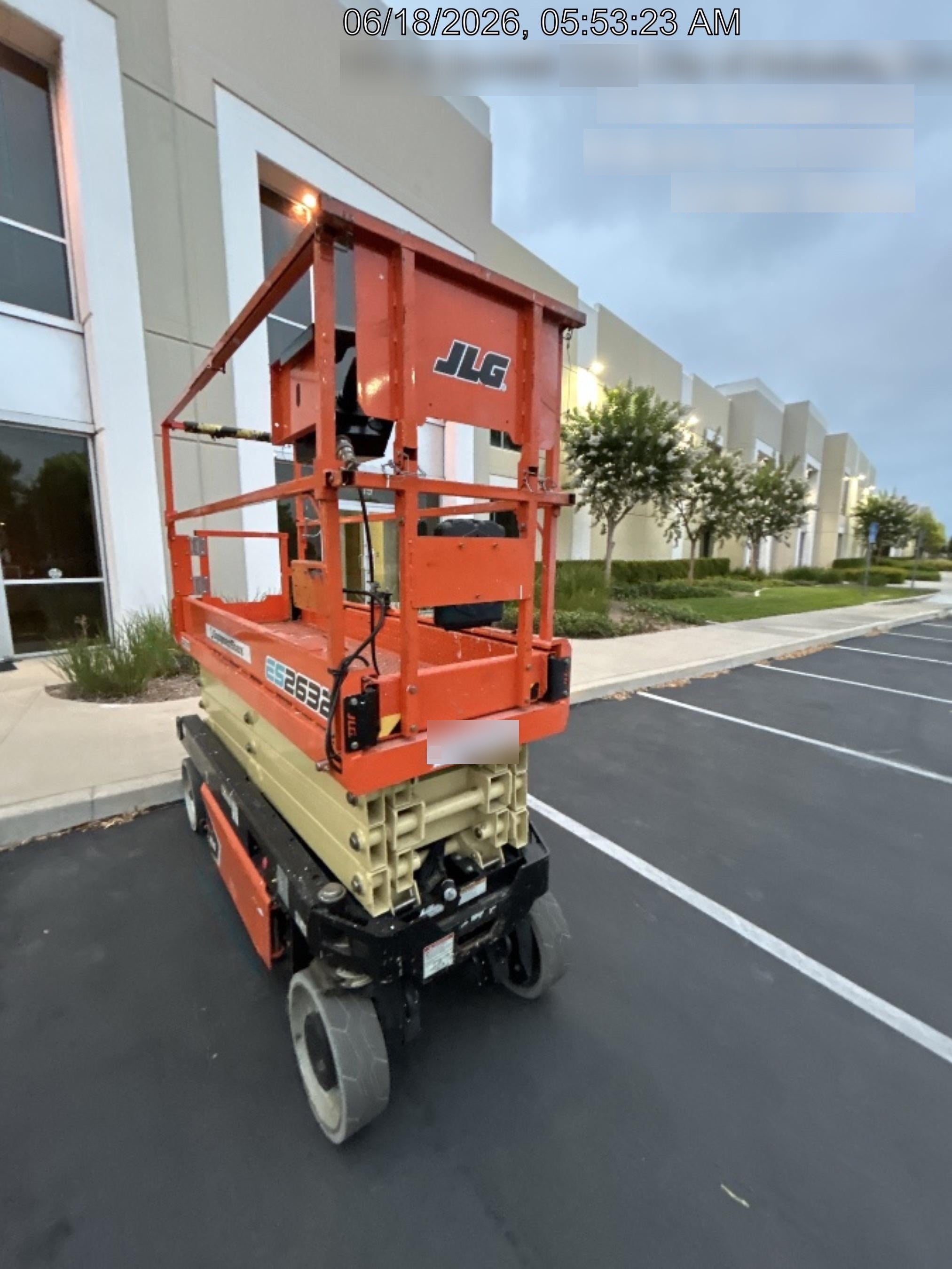 2022 JLG ES2632
