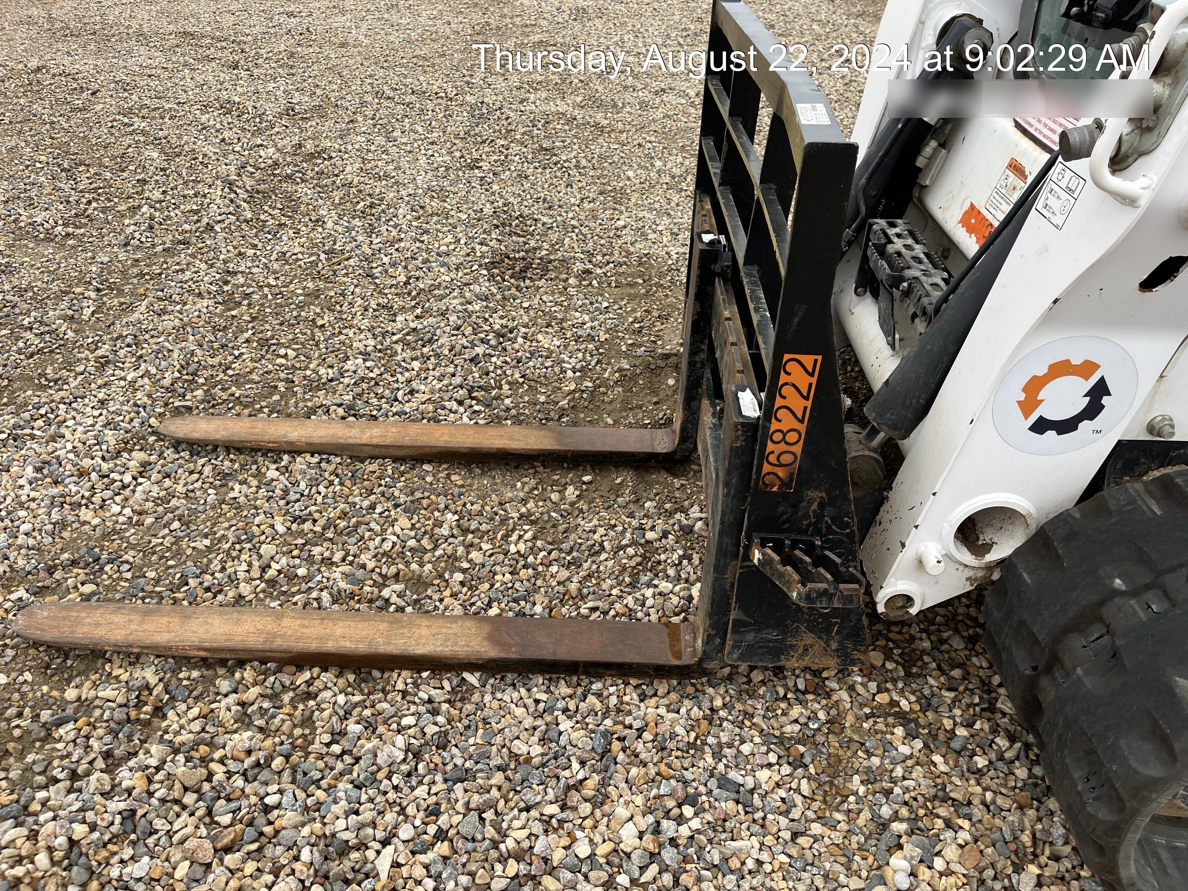 2022 ARROW MATERIAL HANDLING 48" Pallet Forks - Arrow