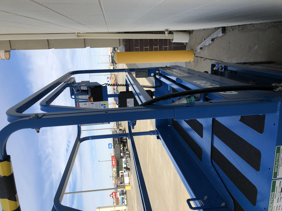 2019 Genie GS-1930 Fixed rails with chain Entry