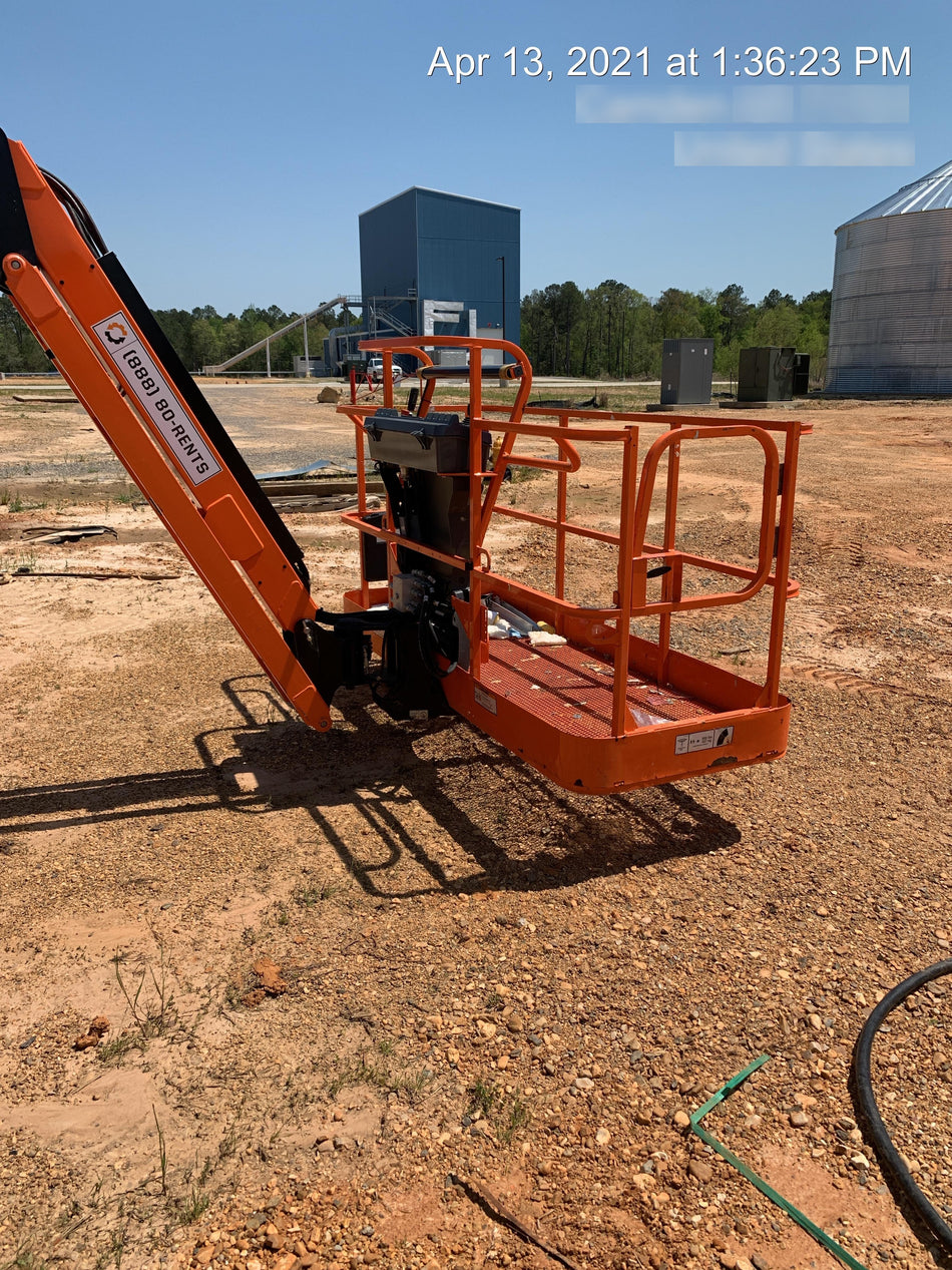 2019 JLG 600AJ