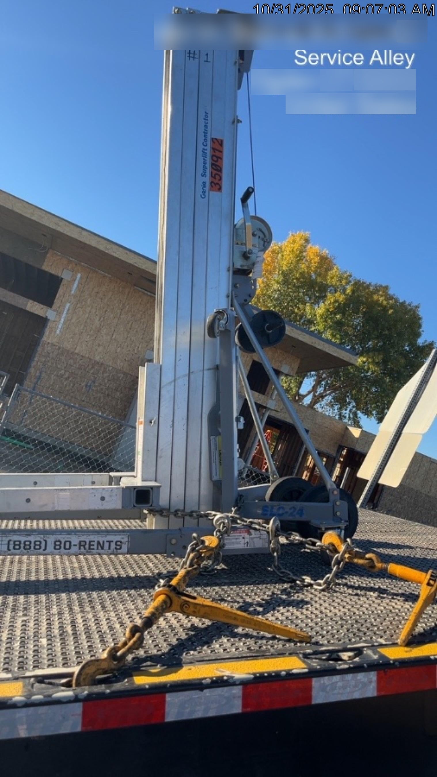 2023 GENIE SLC-24