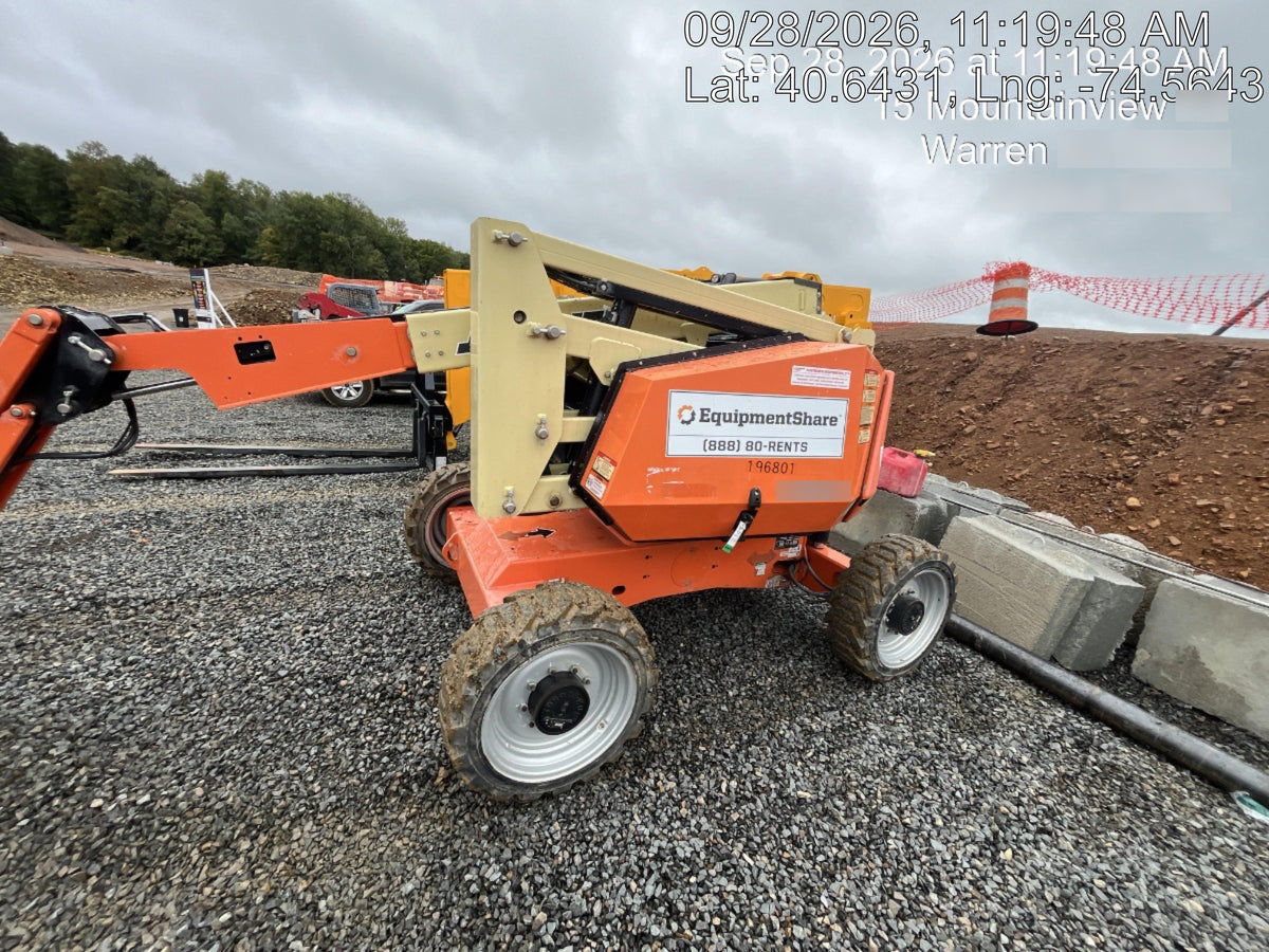 2021 JLG 340AJ