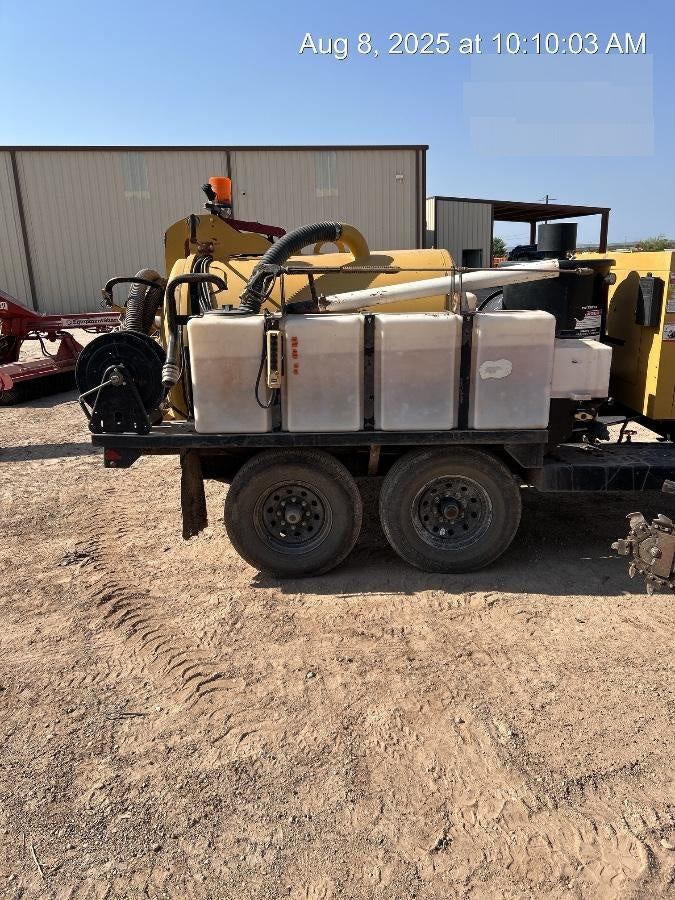 2021 VAC-TRON LP573XDT