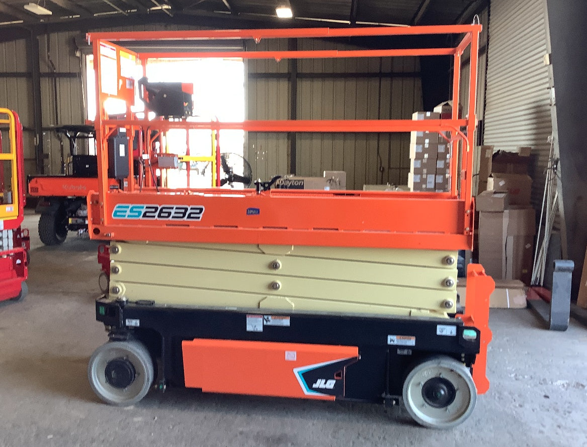 2022 JLG ES2632
