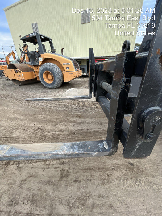 2022 PEMBERTON 72" Utility Forks