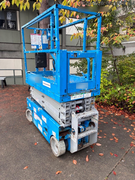 2020 Genie GS-1930 Solid Non Marking Tires, Beacon, Folding rails with half height swing gate