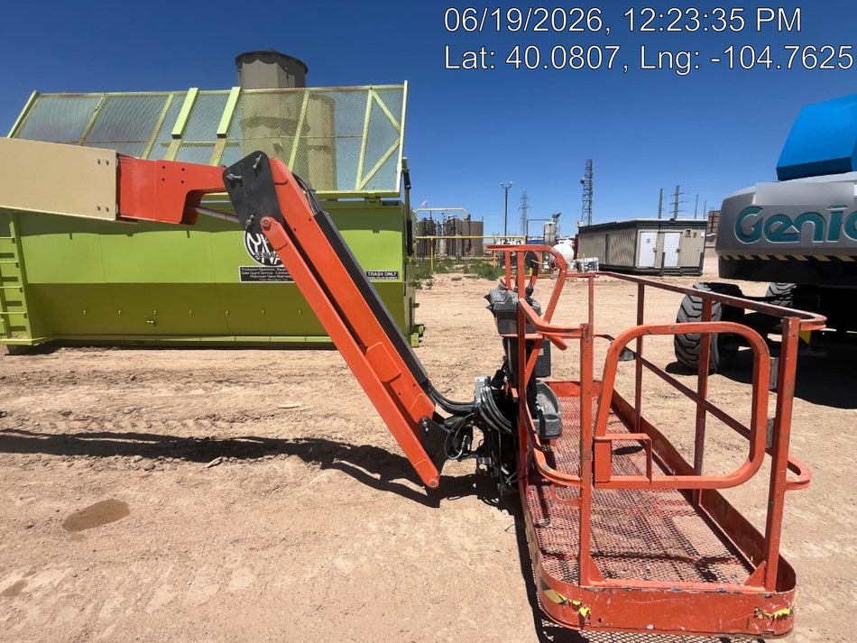 2023 JLG 800AJ