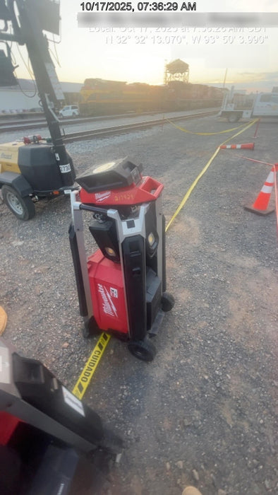 2022 MILWAUKEE MXF041-1XC