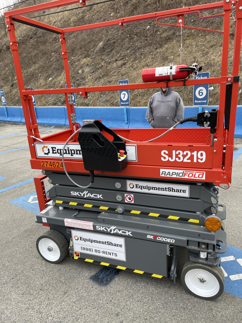 2023 SKYJACK SJ3219