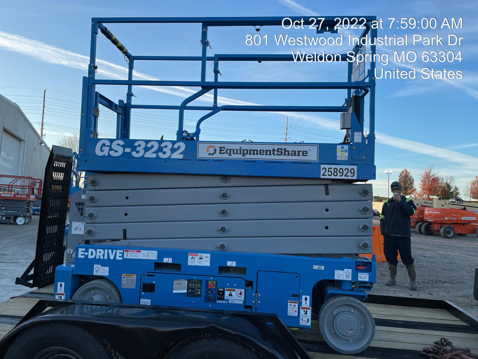 2022 GENIE GS-3232
