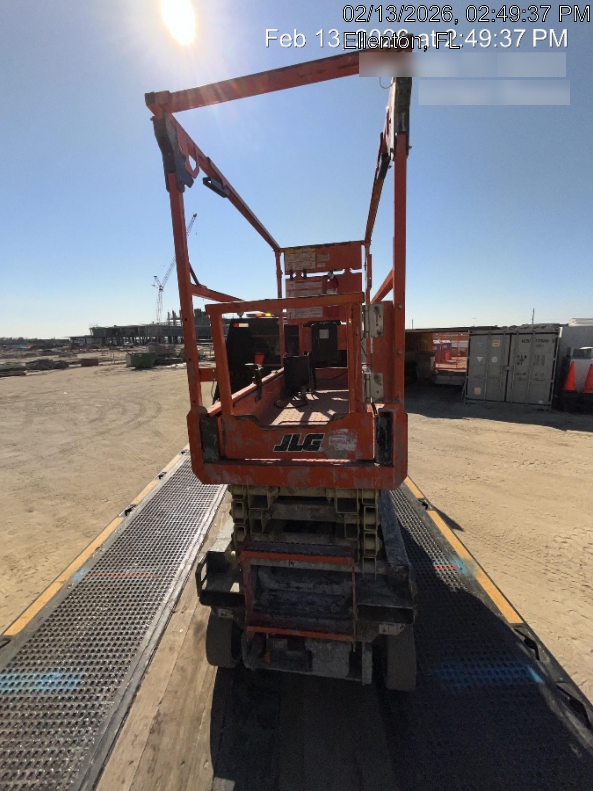 2023 JLG ES1932