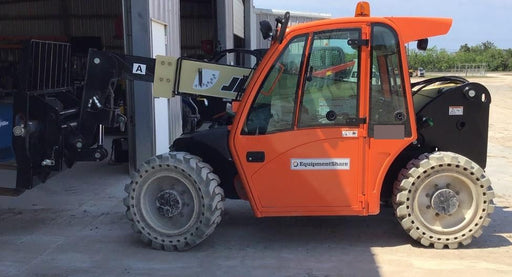 2020 JLG G5-18A Cab/Heat/Air, NM Solid Tires, Beacon w/48" Carriage, 48" Pallet Forks