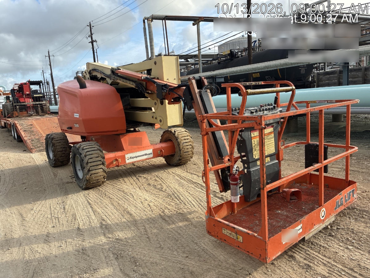2019 JLG 450AJ