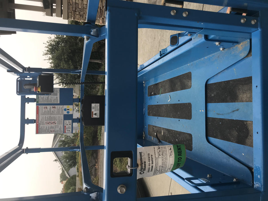 2020 Genie GS-1930 Solid Non Marking Tires, Beacon, Folding rails with half height swing gate, 800W Inverter