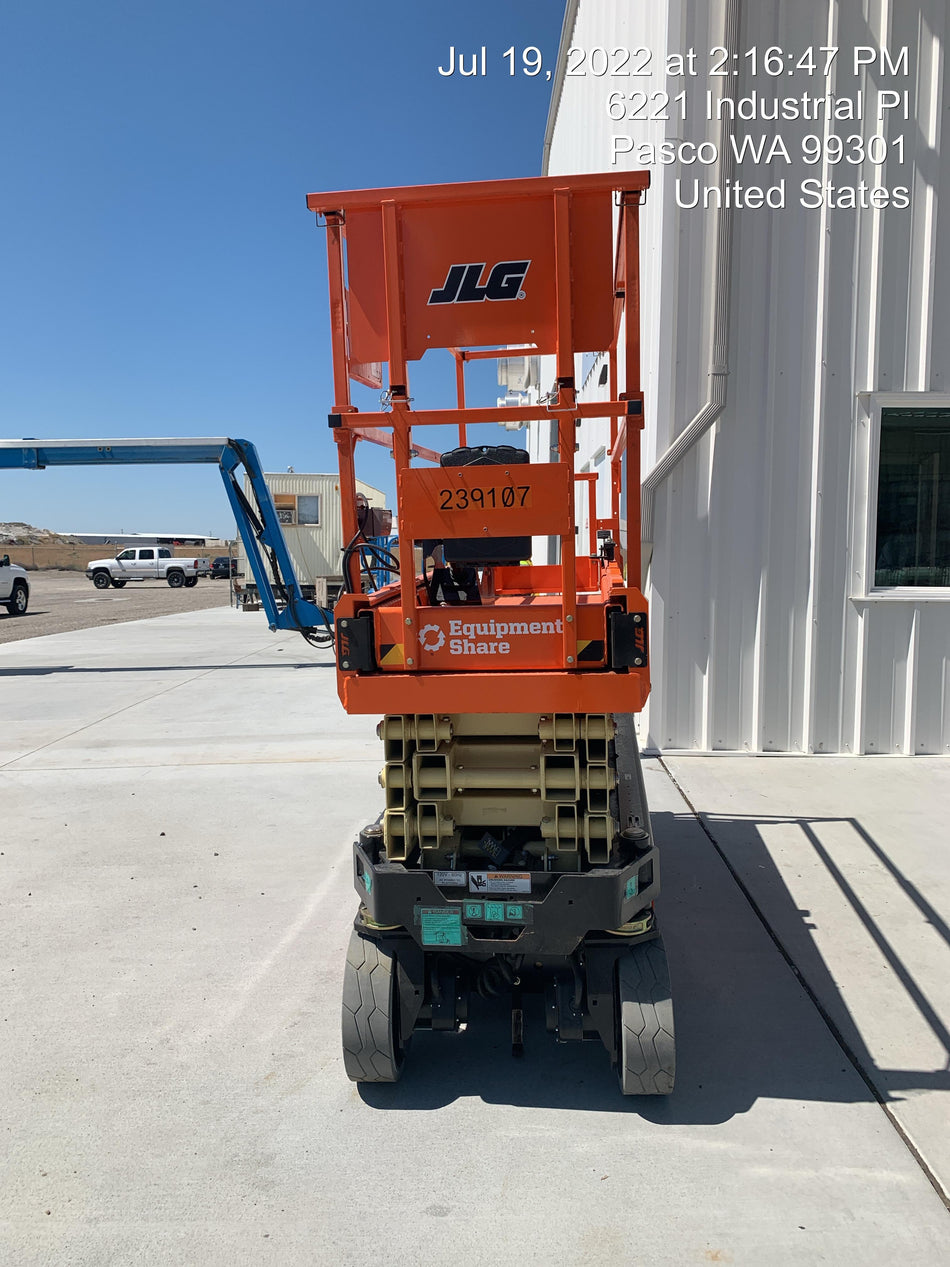 2022 JLG ES2632
