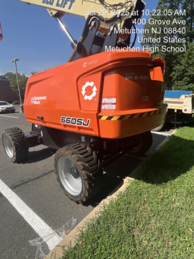 2025 JLG 660SJ