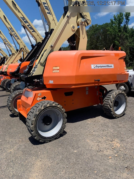2019 JLG 660SJ