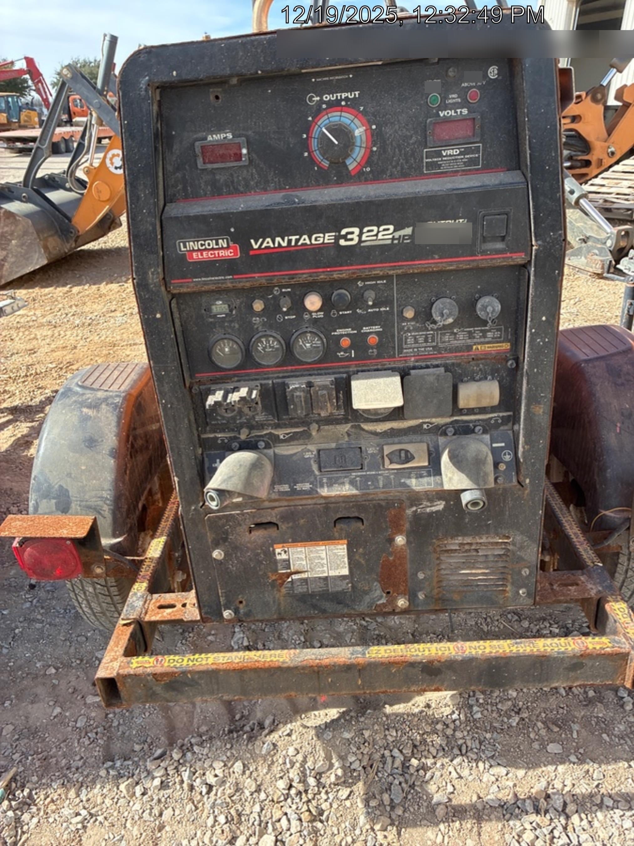 2021 Lincoln Electric Vantage 322 Vantage 322 Ready Pak 3 w/ Decals, ORANGE (includes trailer, cable rack, fender light kit) NO Telematics