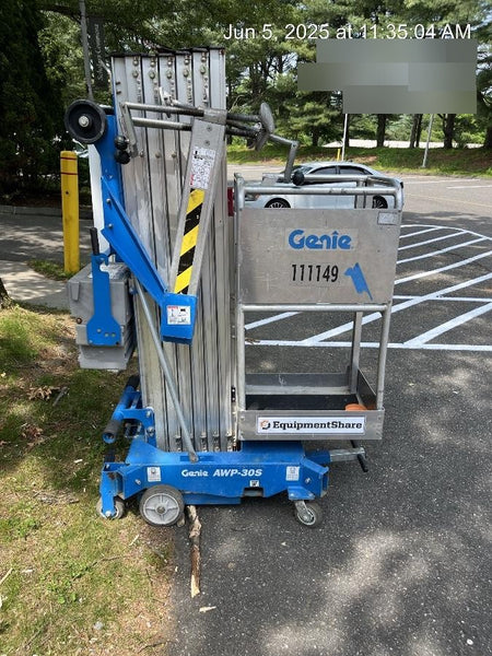 2020 GENIE AWP-30S