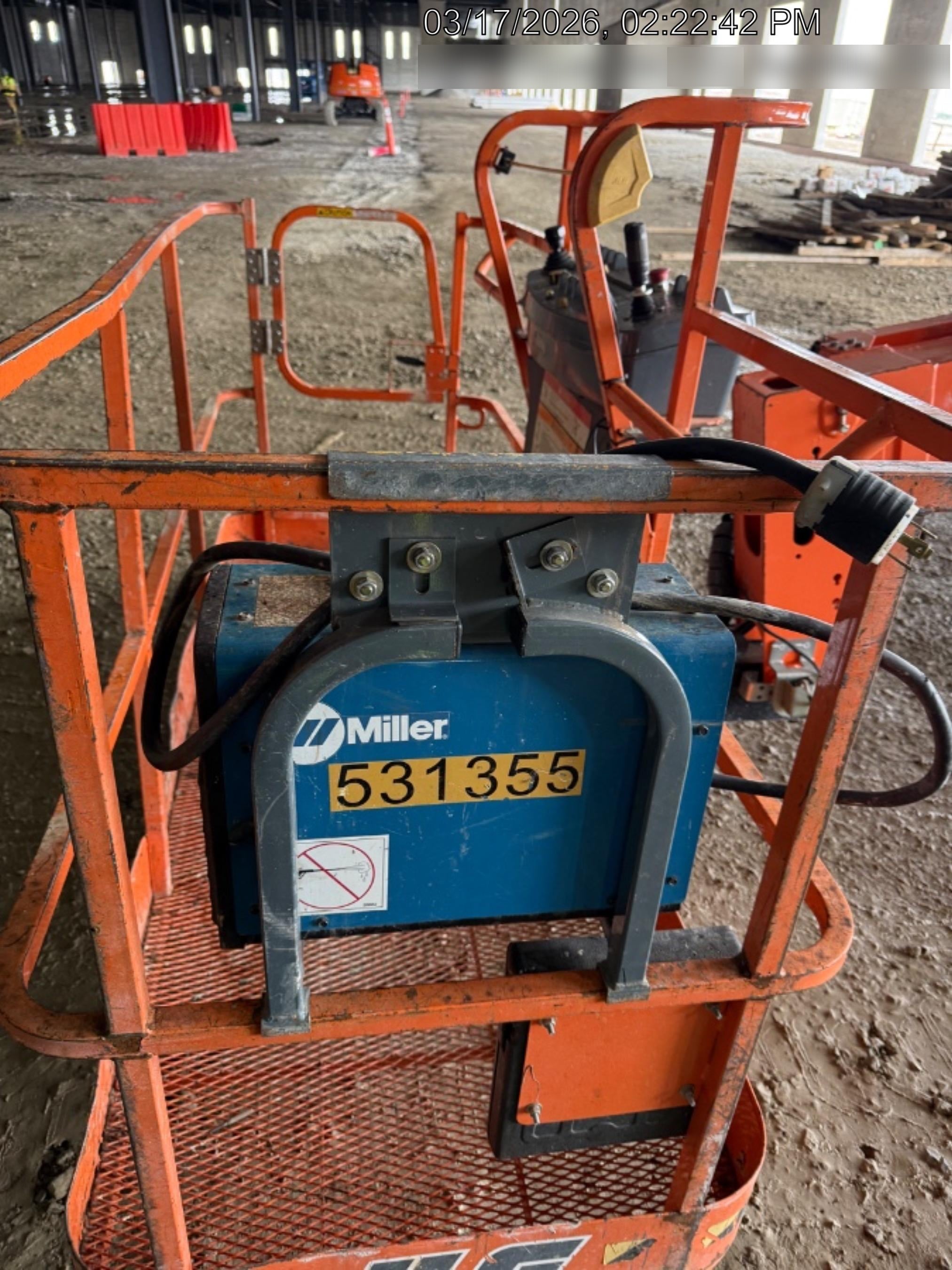 2022 JLG 600S