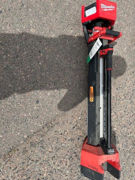 2022 MILWAUKEE 2136-20