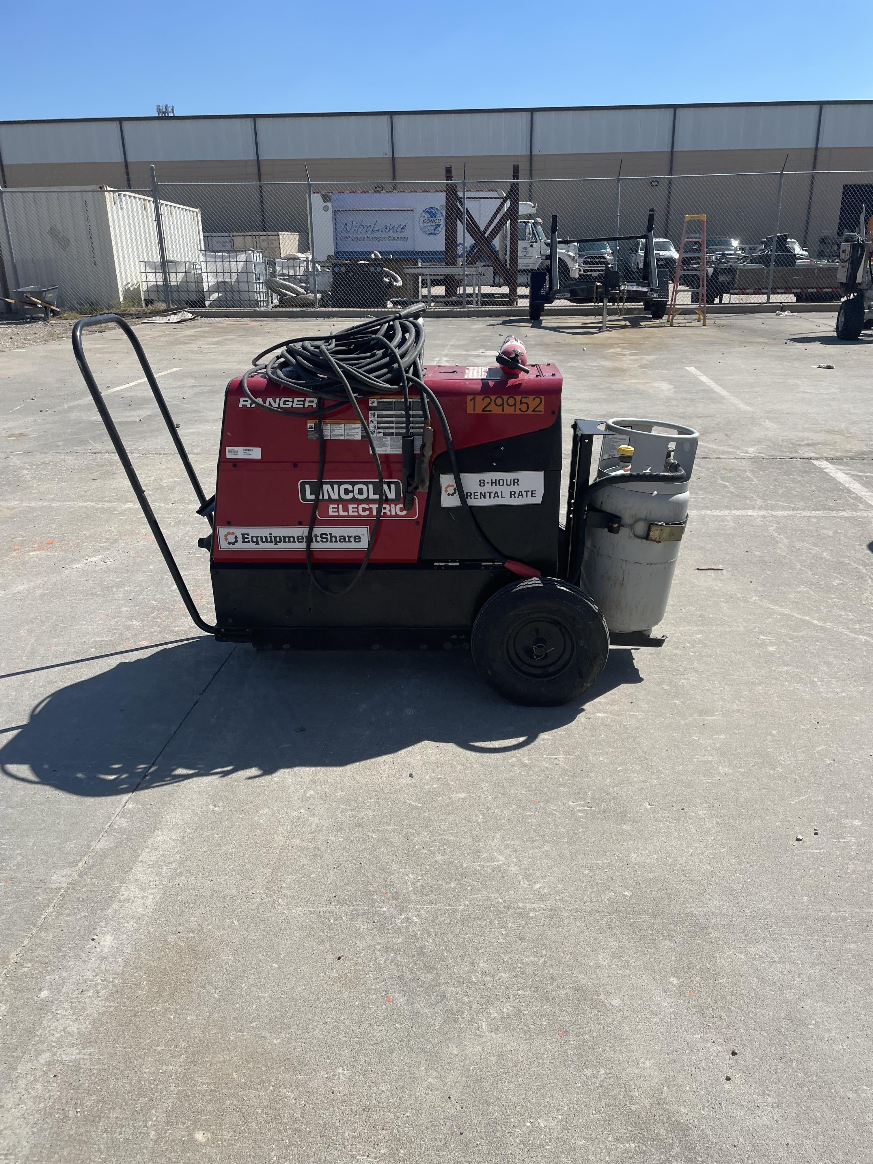 2021 Lincoln Electric Ranger 305 LPG K3430-1, Ranger 305 LPG, Undercarriage, Tank Holder & Strap, 10kw AC Gen, 25hp Kohler LPG Eng