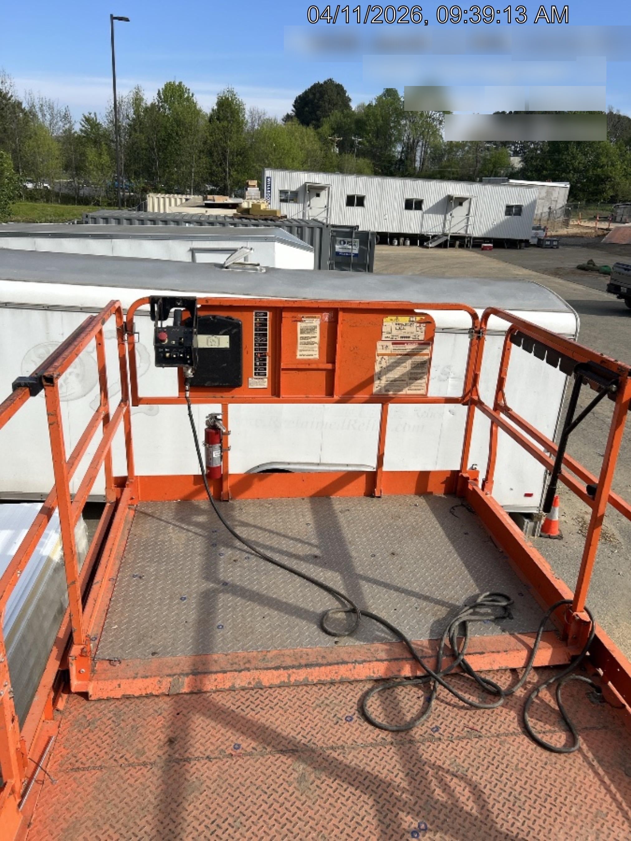 2021 JLG 430LRT