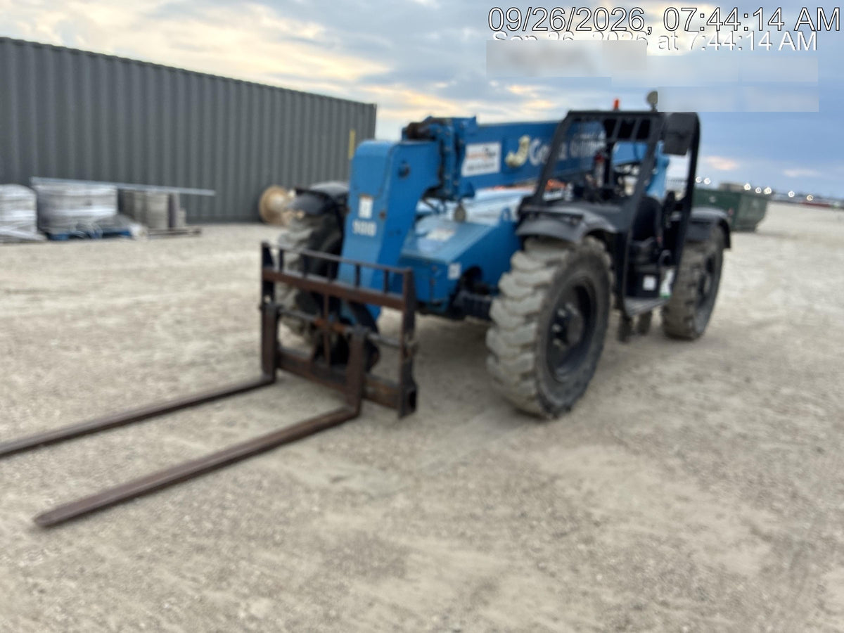 2018 Genie GTH-636 Genie GTH-636 w/Open ROPS, Solid Tires, Work Light/Beacon, 48" Carriage and Forks
