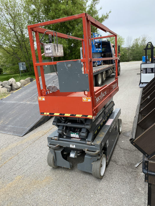 2017 Skyjack SJIII-3219 Standard Rental Specs