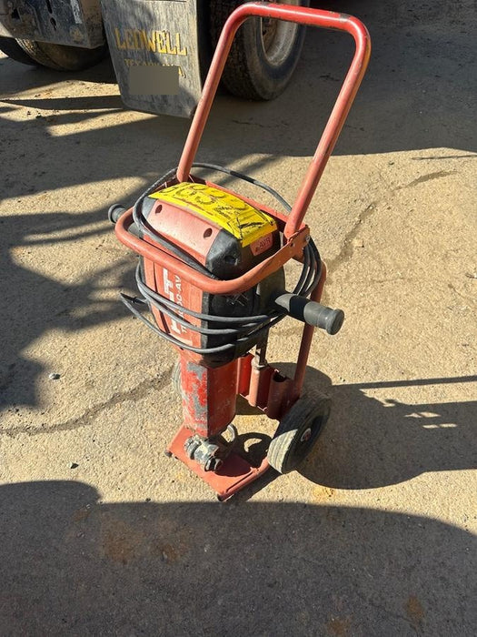 2019 HILTI TE 3000-AVR