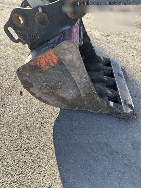 2023 TAG MANUFACTURING 24" HD QCB27 Bucket